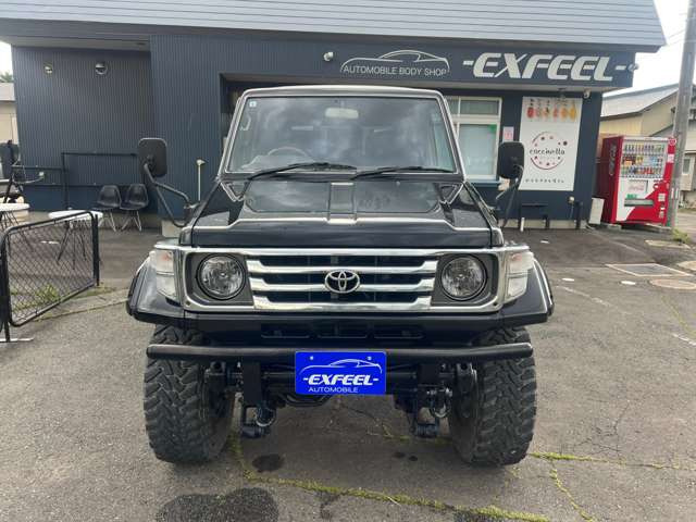 ランドクルーザー704.2 LX ディーゼル 4WD