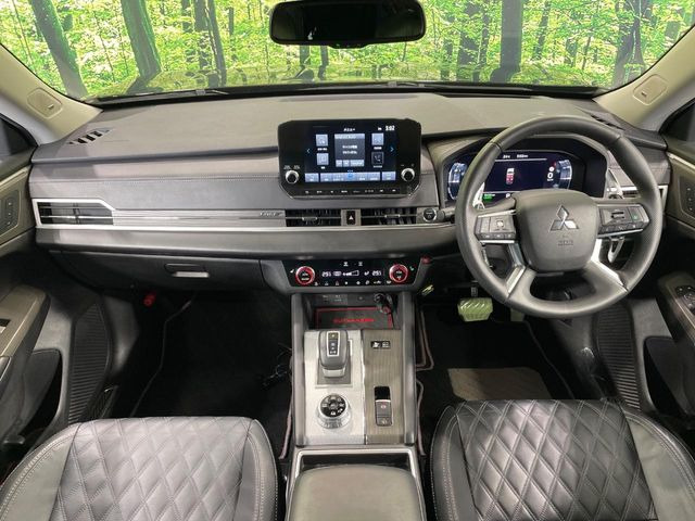 アウトランダーPHEV 2.4 P 4WD
