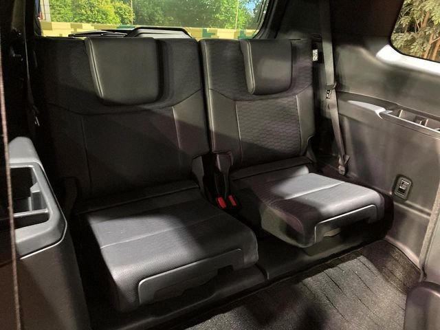 3��ڃV�[�g�͂�������ԗǍD����l�ł��������ƍ����Ē����܂��̂ŁA��l���ł̂��o���������N���N�ł��􂲉Ƒ��ŁA�C�̒m�ꂽ���ԂŁA�h���C�u�ɍs���̂��y���݂ł��ˁ�