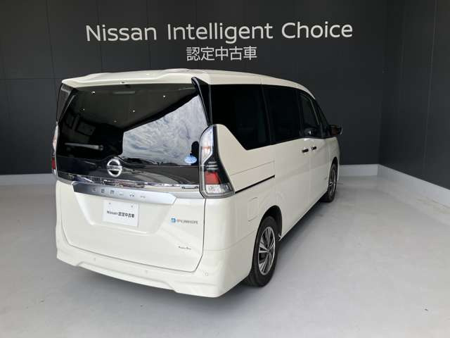 セレナ1.2 e-POWER XV