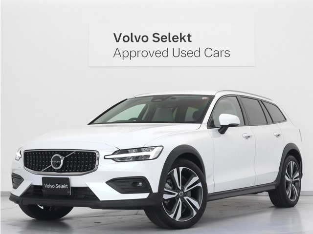 V60クロスカントリーアルティメット B5 AWD 4WD