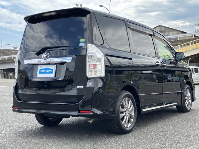 ヴォクシー2.0 ZS 煌Z