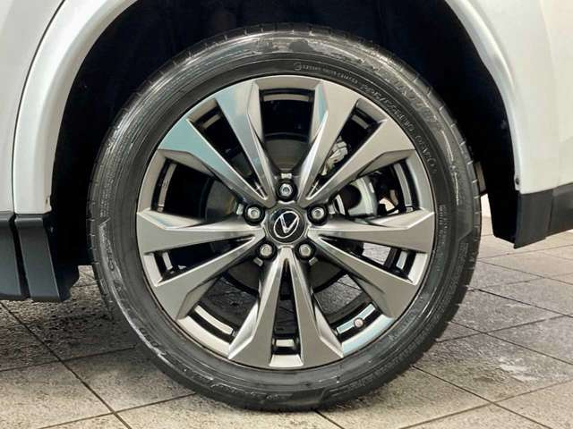 UX250h Fスポーツ 4WD