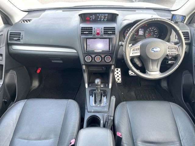 フォレスター2.0 XT アイサイト 4WD