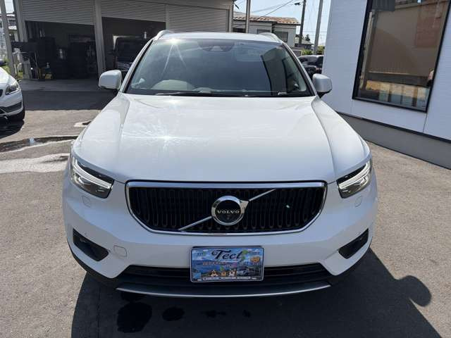 XC40T4 モメンタム