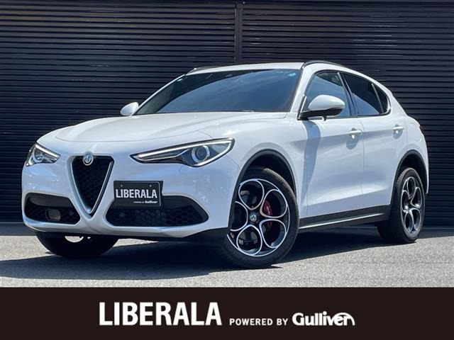 ステルヴィオ2.0 ターボ Q4 スポーツパッケージ 4WD