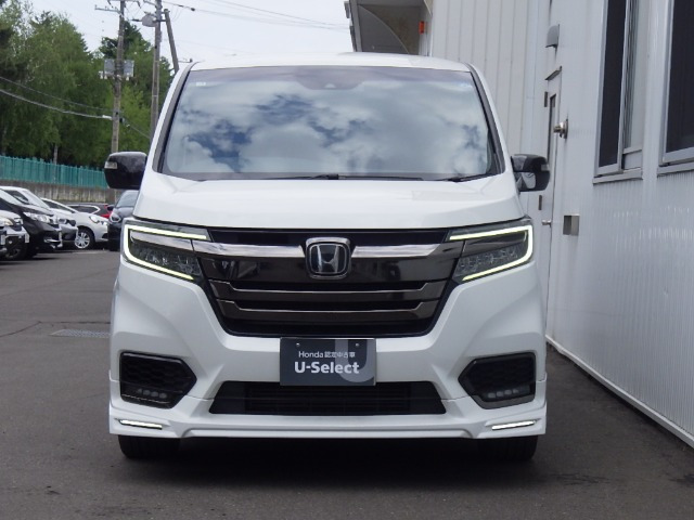 ステップワゴン1.5 スパーダ クールスピリット ホンダ センシング ブラックスタイル 4WD