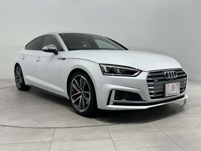 S5スポーツバック3.0 4WD
