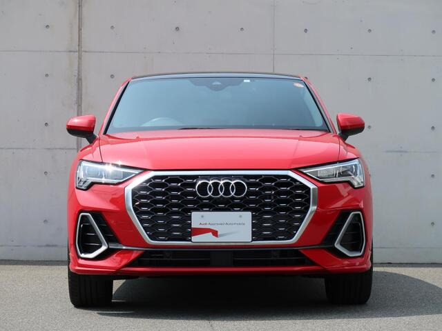 Q3
