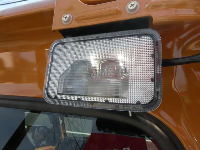 �ב��Ɠ�!LED�Ŗ��邳���\����