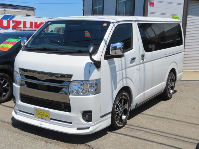 ハイエースバン