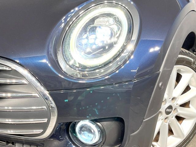 ��LED�w�b�h���C�g:��ԑ��s�����ǍD�Ȏ��E���m�ۂ����S���ĉ^�]�ł��鍂�P�xLED�w�b�h���C�g�𑕔�!�_�����x�������A����d�͂��}�����Ă��܂��B