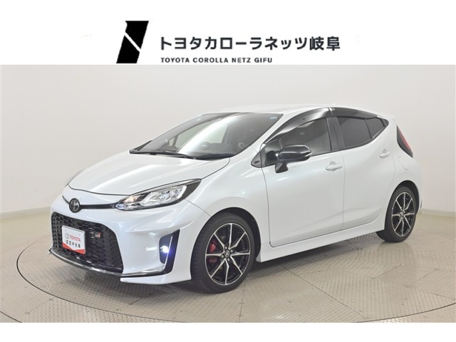 アクア1.5 GRスポーツ