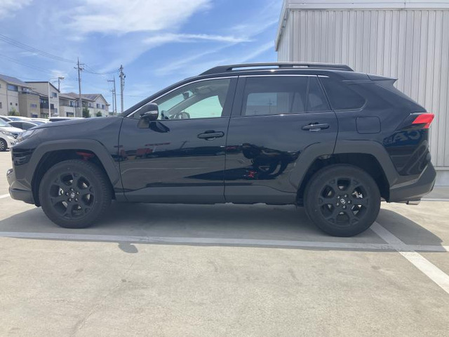RAV42.5 ハイブリッド アドベンチャー オフロードパッケージ II E-Four 4WD