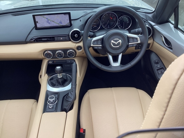 ロードスターRF2.0 VS