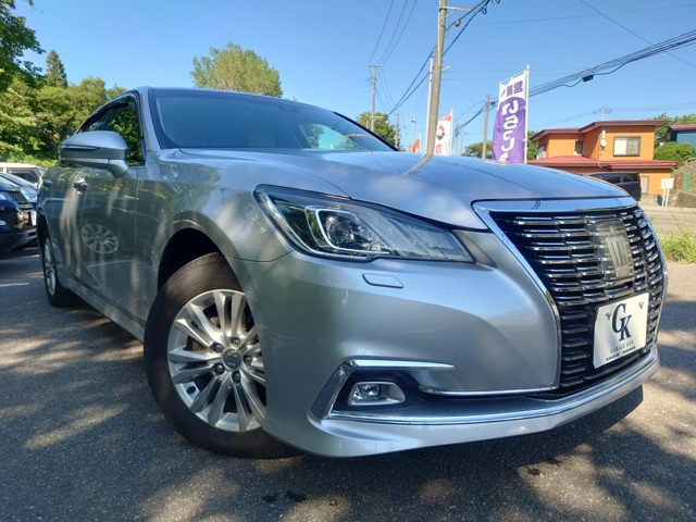 クラウン2.5 ロイヤルサルーンG i-Four 4WD