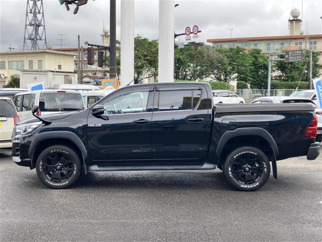 ハイラックス2.4 Z ブラック ラリー エディション ディーゼル 4WD