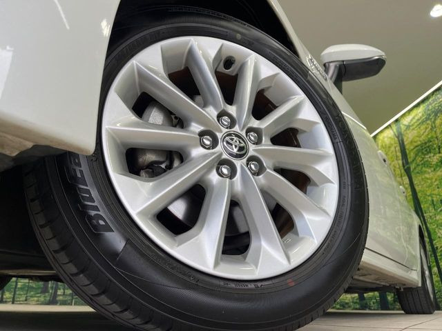 �y����16�C���`�A���~�z�C�[���z�O�ςɃ}�b�`���������A���~�z�C�[���𑕒����Ă���܂��B�e��ЊO�A���~�z�C�[����A�X�^�b�h���X�^�C�����戵�����Ă���܂��B���񂲑��k����������