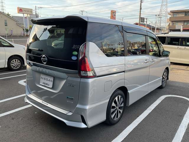セレナ2.0 ハイウェイスター Vセレクション
