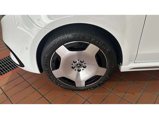 VクラスV220d エクスクルーシブ ロング プラチナスイート