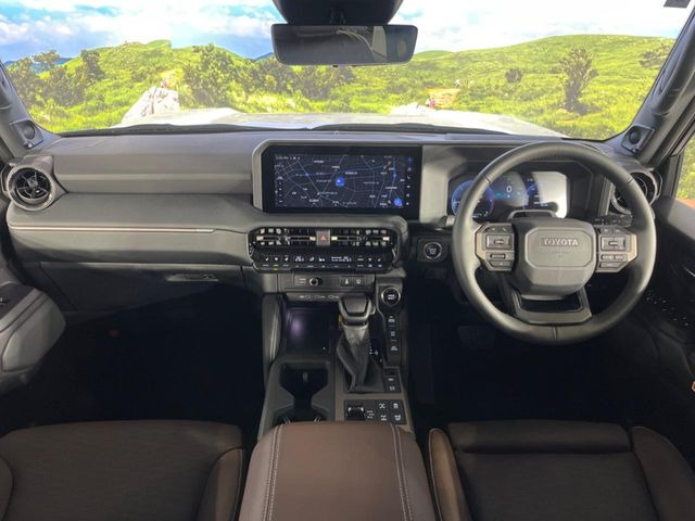 ランドクルーザー2502.8 ZX ディーゼル 4WD