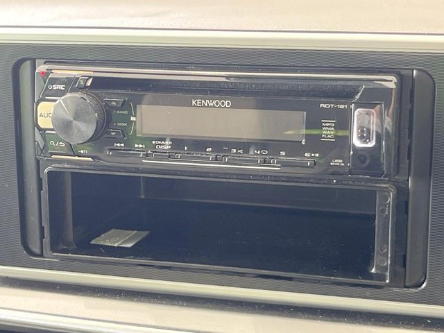 お好きな音楽を車内でお楽しみいただけます♪スピーカー交換・ウーハー追加などの音質向上や、最新ナビ・後席モニター等の取り付けも是非ご相談ください!
