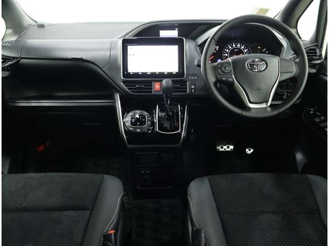 ヴォクシー2.0 ZS 煌III 4WD