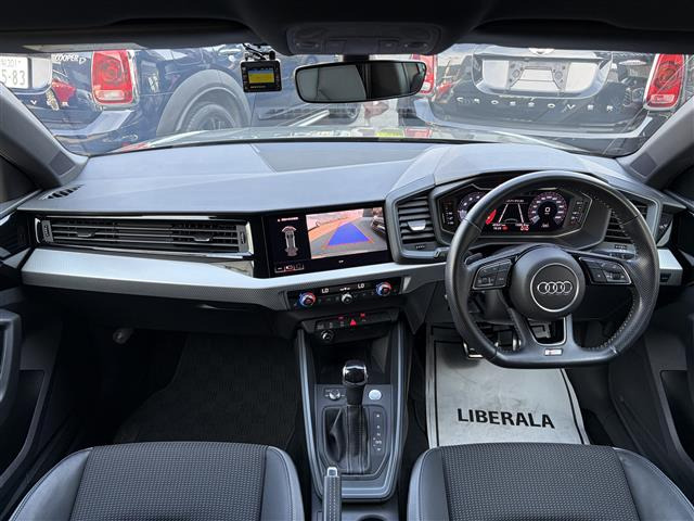 A1スポーツバック35 TFSI Sライン