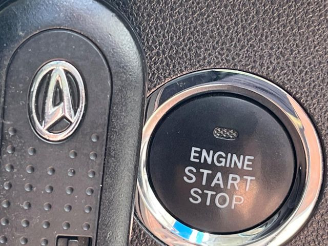 �yHonda�X�}�[�g�L�[�z�J�o����|�P�b�g�ɓ��ꂽ�܂܂ł��h�A�̎{���E�������\�ȃX�}�[�g�L�[�𑕔��B�G���W���̃I���E�I�t�����J�M�����o���K�v����������Ƃ��Ă��֗��ł���