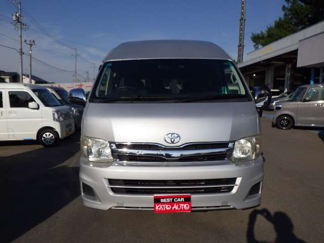 ハイエース2.7 グランドキャビン 4WD
