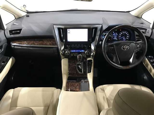 アルファードハイブリッド 2.5 G Fパッケージ E-Four 4WD