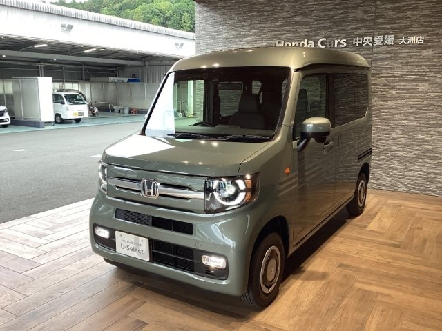 N-VANファン ターボ 4WD