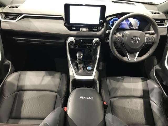 RAV42.5 プラグインハイブリッド Z E-Four 4WD