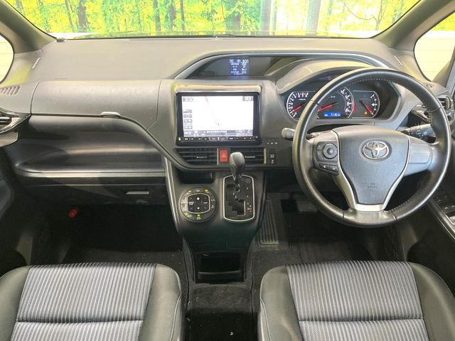 ヴォクシー2.0 ZS 煌