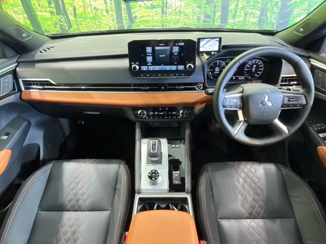 アウトランダーPHEV 2.4 P 4WD