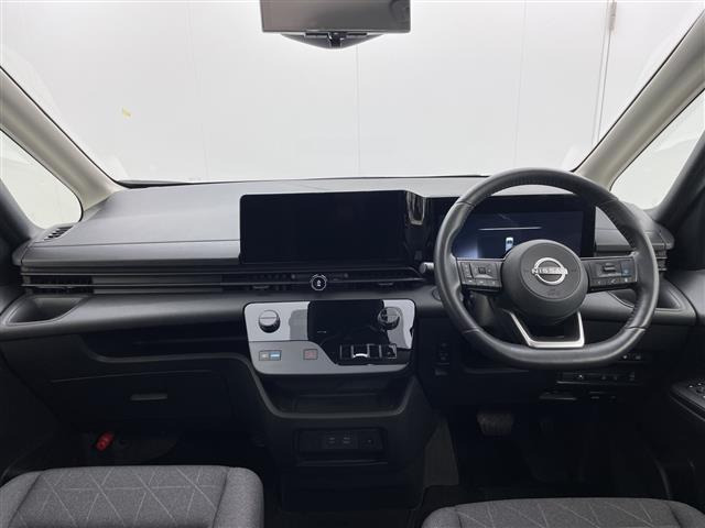 セレナ1.4 e-POWER XV