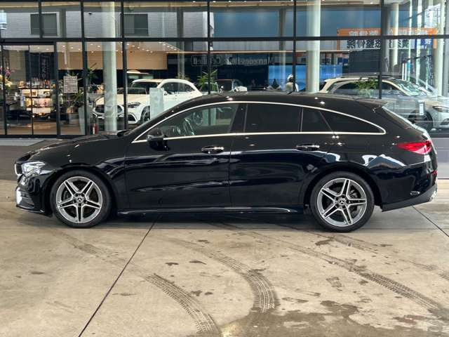 CLAシューティングブレークCLA200d AMGラインパッケージ