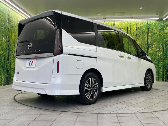 日産 セレナ ハイウェイスターV 301.8万円 令和7年(2025年) 富山県