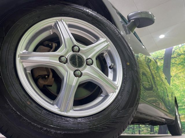 �y14�C���`�A���~�z�C�[���z�O�ςɃ}�b�`�����A���~�z�C�[���𑕒����Ă���܂��B�e��A���~�z�C�[����A�X�^�b�h���X�^�C�����戵�����Ă���܂��B���񂲑��k����������
