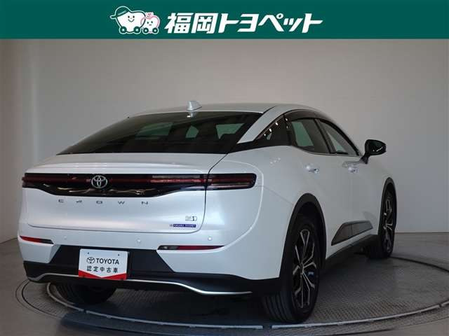 クラウンクロスオーバー2.5 G E-Four 4WD