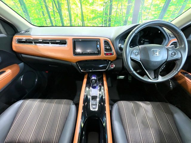 ヴェゼル1.5 ハイブリッド Z