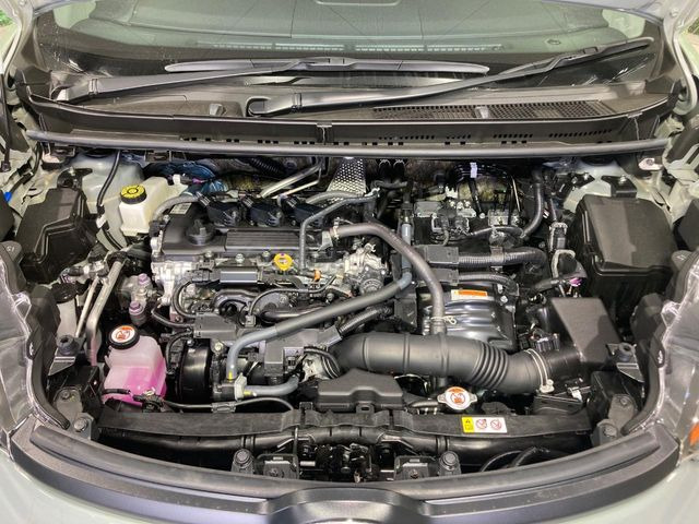 親切・丁寧な専門メカニックスタッフが応対!・車検・点検整備・事故等の修理などアフターサービスも安心。お車のカスタマイズもネクステージのサービススタッフまでご相談ください!