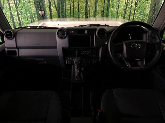 ランドクルーザー702.8 AX ディーゼル 4WD