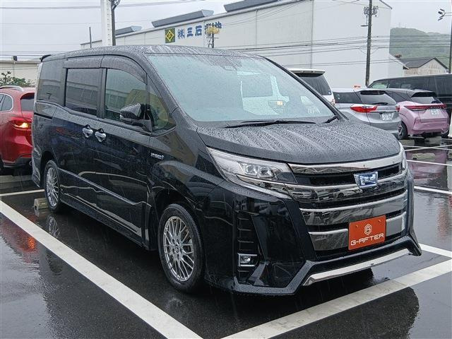 ノア1.8 ハイブリッド Si W×B II