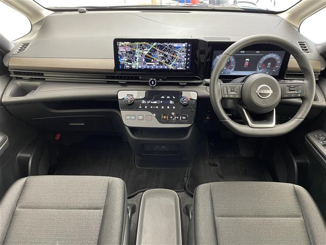 セレナ1.4 e-POWER ハイウェイスターV
