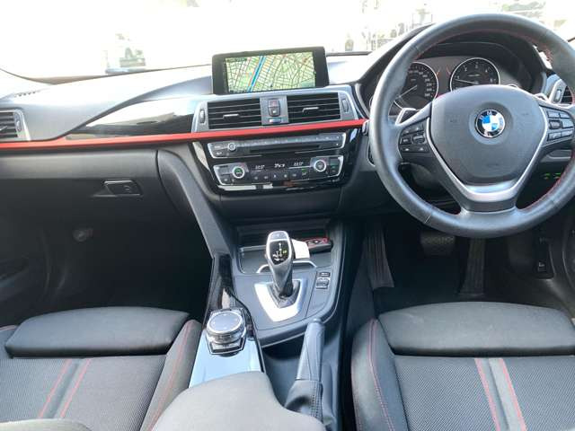 3シリーズセダン320d スポーツ