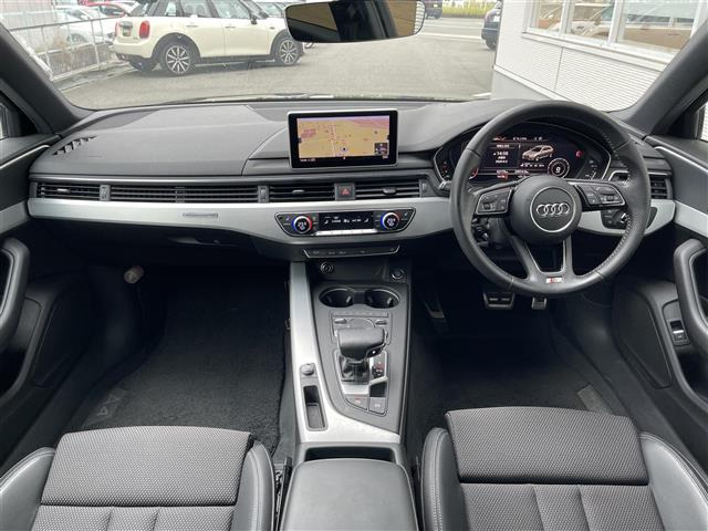 A42.0 TFSI クワトロ スポーツ Sラインパッケージ 4WD