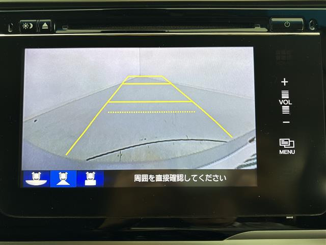 フィット1.5 15X Lパッケージ 4WD