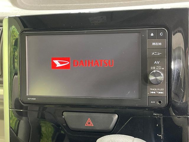 �y�����i�r�z�l�C�̏����i�r�𑕔����Ă���܂��B�i�r�̎g���₷���͂������A�I�[�f�B�I�@�\���[��!�L�����v�◷�s�͂������A�ʋ΂┃�����ȂǕ��i�̃h���C�u���y�����Ȃ�͂���