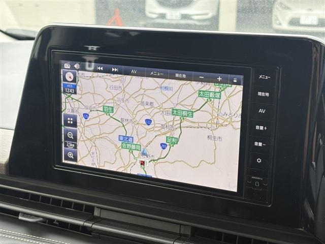 セレナ1.4 e-POWER ハイウェイスターV
